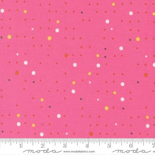 Balisong quilting fabric 11665 14 in pink palette