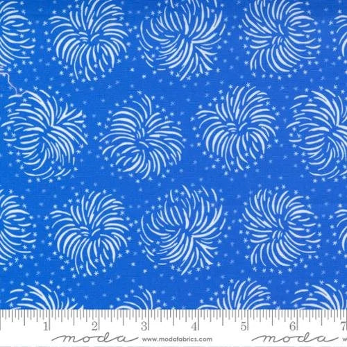 Holiday Essentials Americana quilting fabric 20761 15 in blue palette