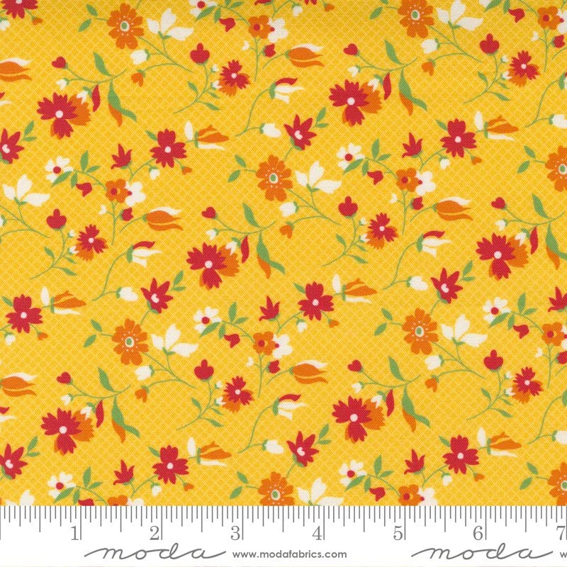 1930s quilting fabric 21793 14 in gold and yellow palette with orange and red accents