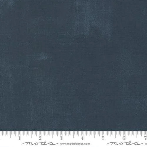Grunge quilting fabric 30150 573 in navy palette