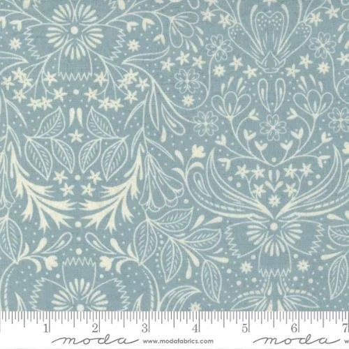 Decorum quilting fabric 30681 14 in aqua and ivory palette