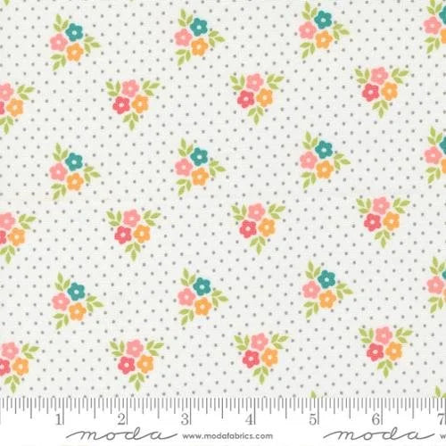 Strawberry Lemonade quilting fabric 37672 11 in white and ivory palette with cream and pink accents