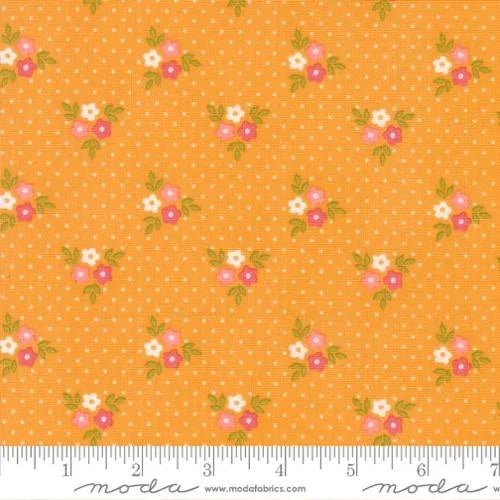 Strawberry Lemonade quilting fabric 37672 16 in gold and orange palette