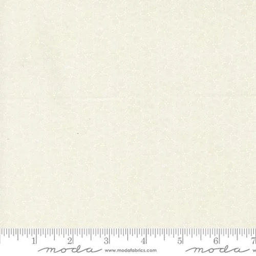 Sandalwood quilting fabric 443.87 11 in white palette
