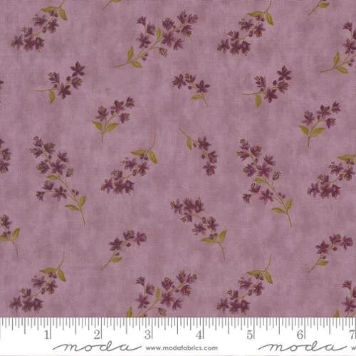 Collections Essence quilting fabric 46274 12 in mauve and red palette with burgundy accents