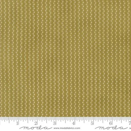 Pumpkin Spice Gatherings quilting fabric 49299 22 in gold and yellow palette