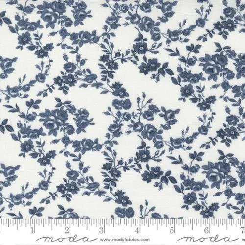Nantucket Summer quilting fabric 55263 23 in blue and white palette with ivory accents