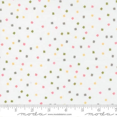 Renew quilting fabric 55568 15 in white and ivory palette